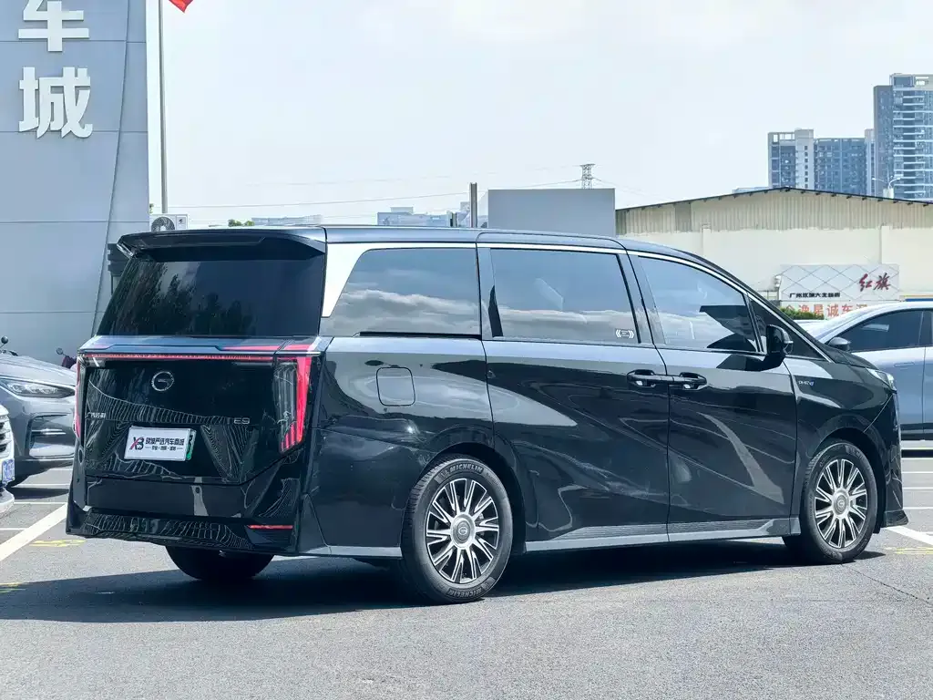 GAC Motor Trumpchi E9 — фото 2