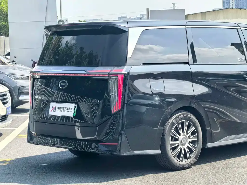 GAC Motor Trumpchi E9 — фото 9