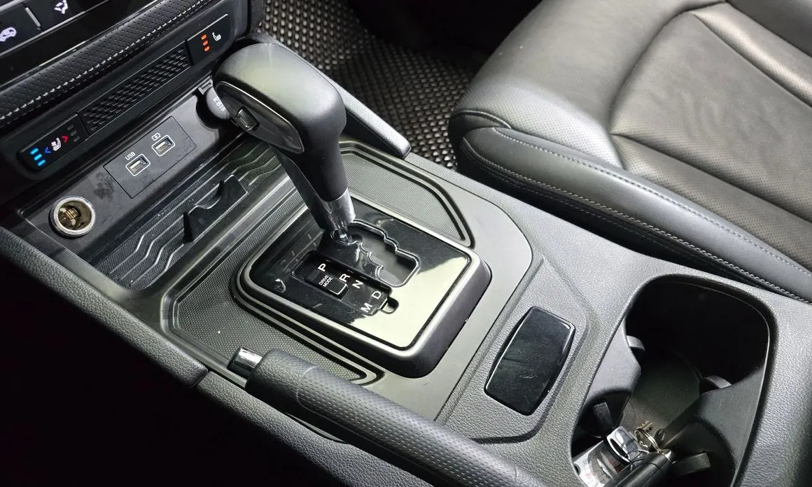 KG Mobility (Ssangyong) Rexton — фото 10