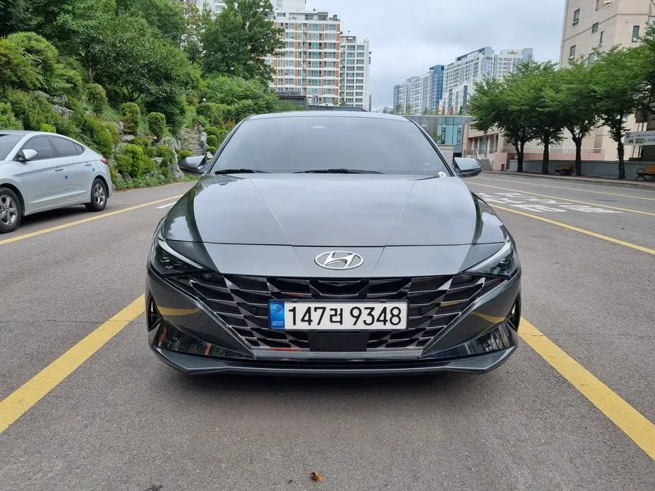Hyundai AVANTE — фото 1