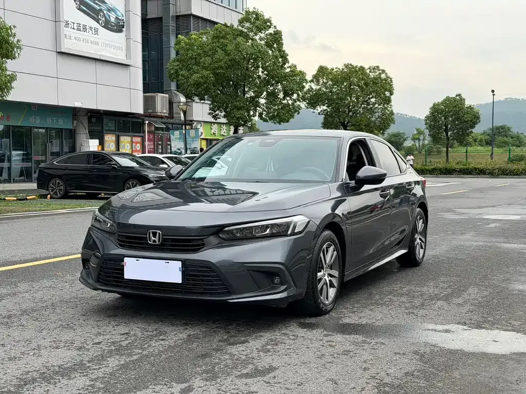 Honda Civic — фото 1