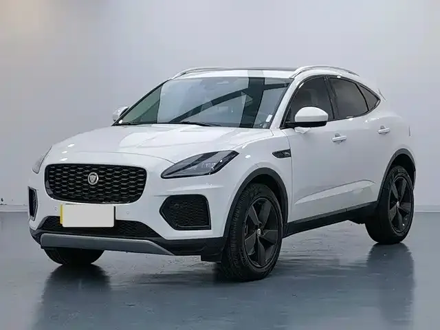 Jaguar E-PACE — фото 1