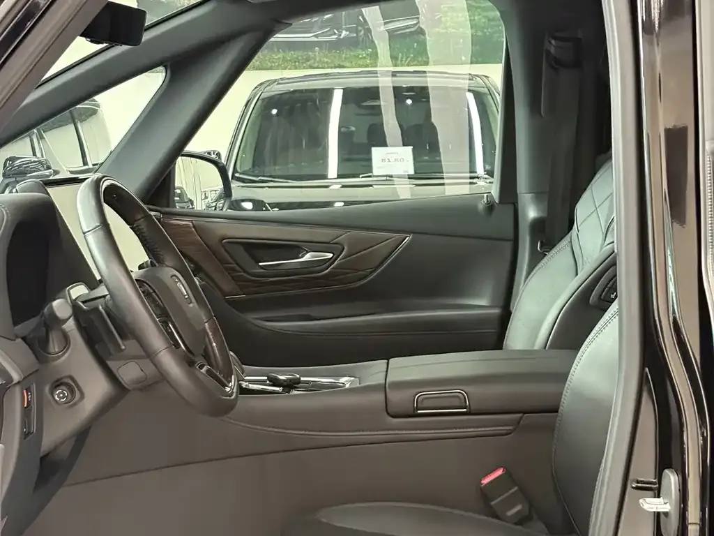 Toyota Vellfire — фото 7