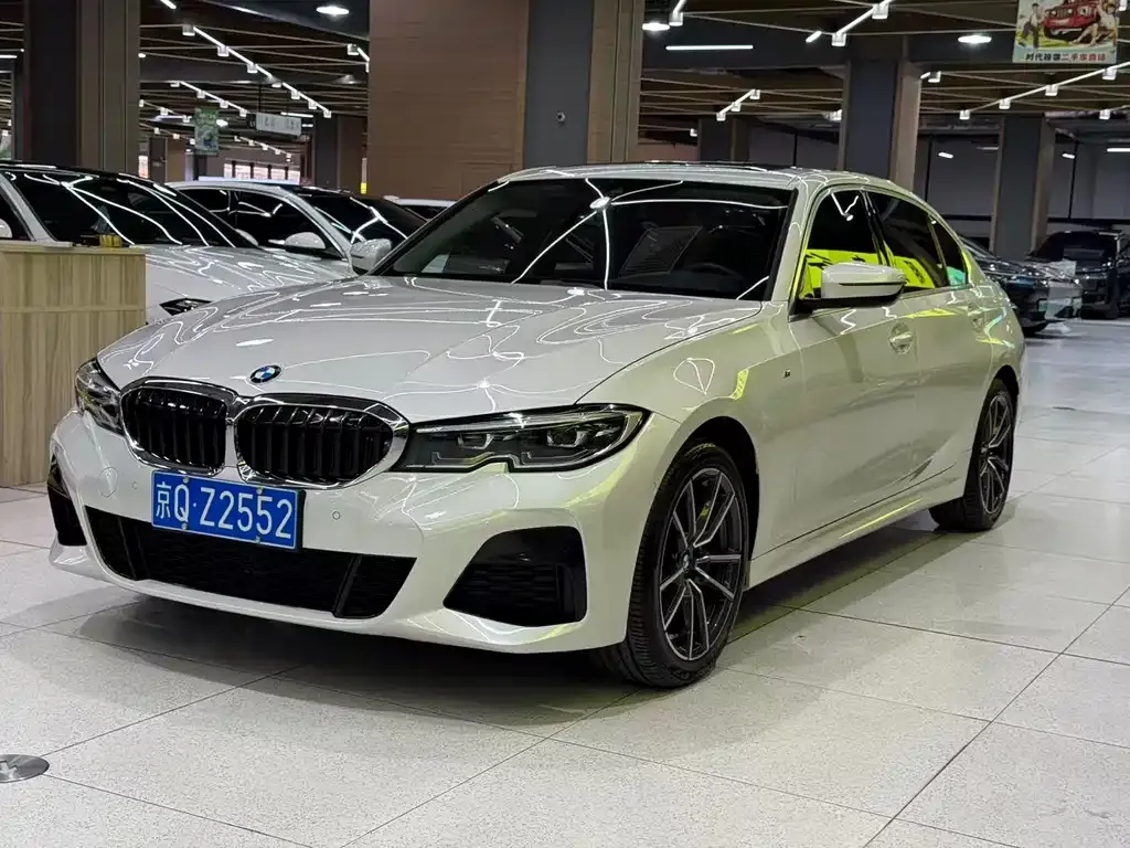 BMW 3 Series — фото 1