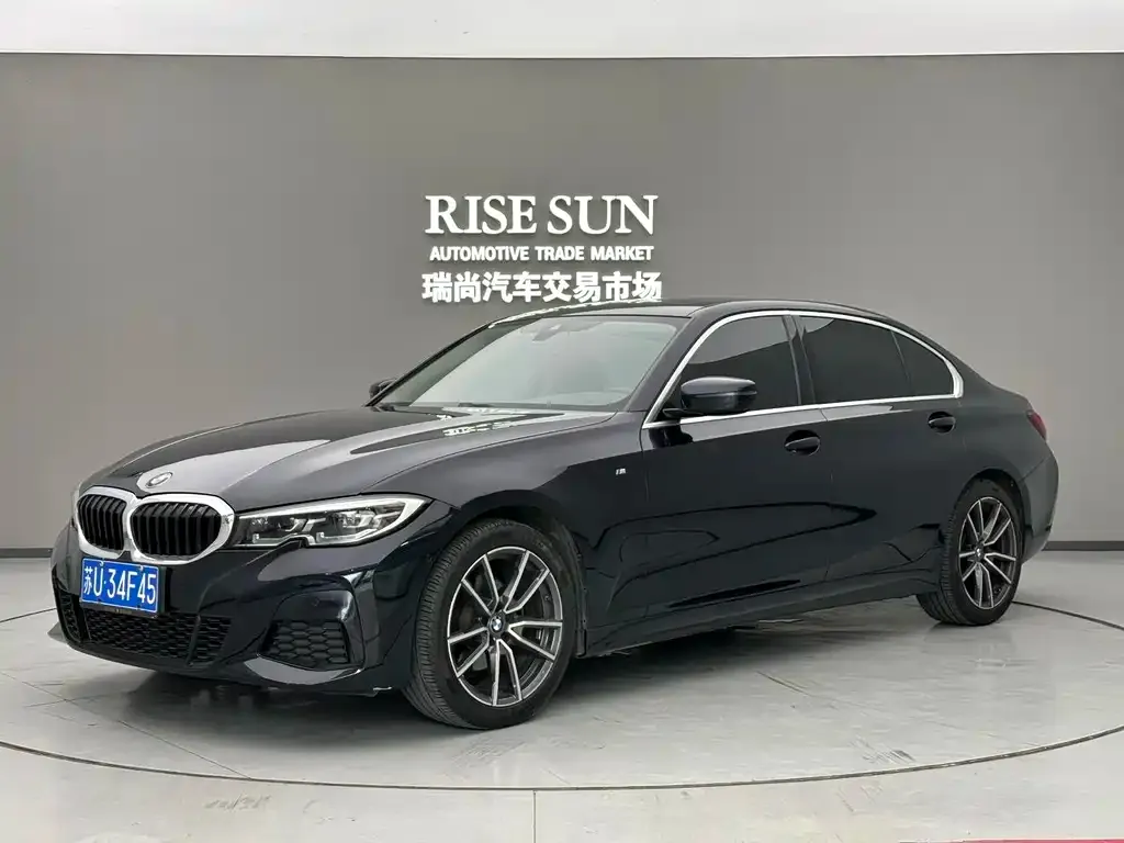 BMW 3 Series — фото 1