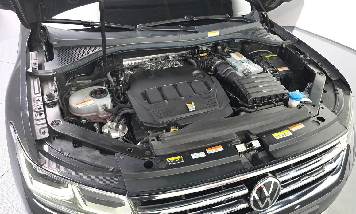Volkswagen Tiguan — фото 10