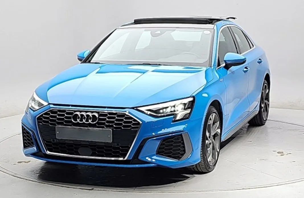 Audi A3 — фото 1