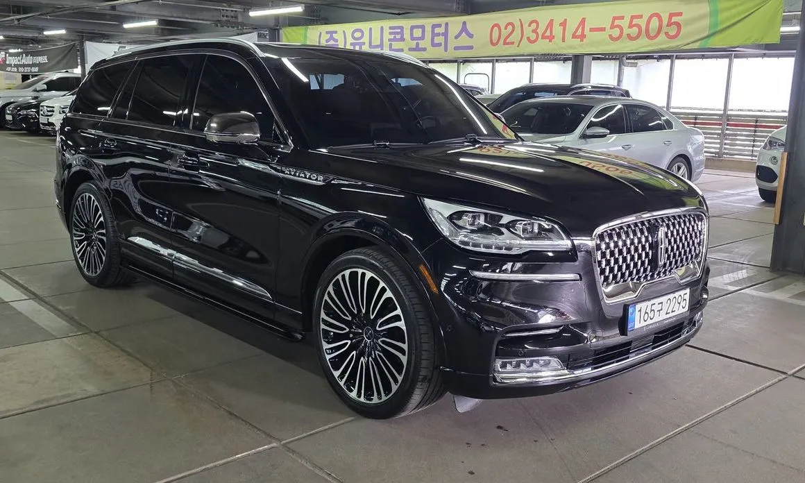 Lincoln Aviator — фото 8