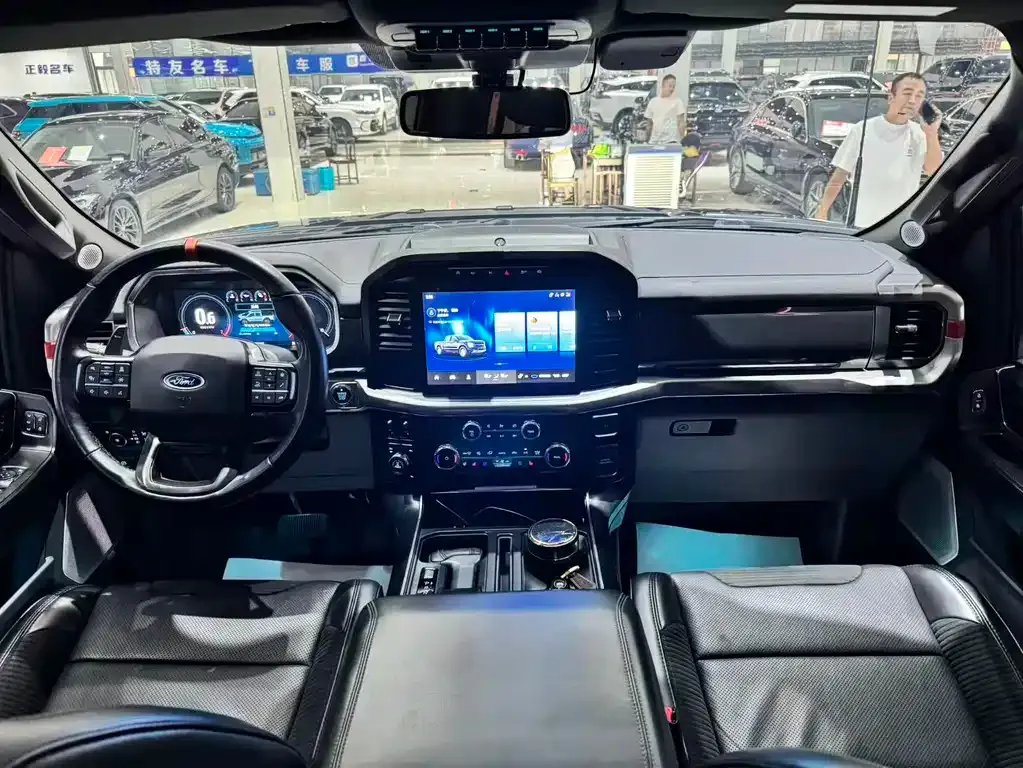 Ford F-150 Raptor — фото 5