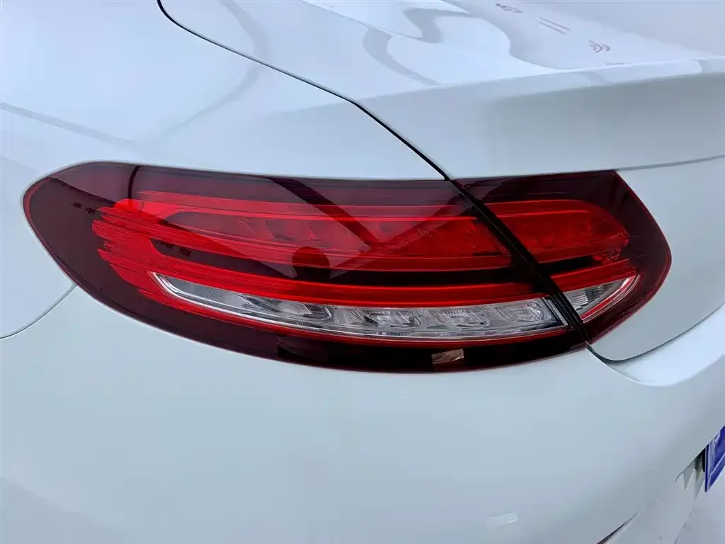 Mercedes-Benz C-Class (Import) — фото 2