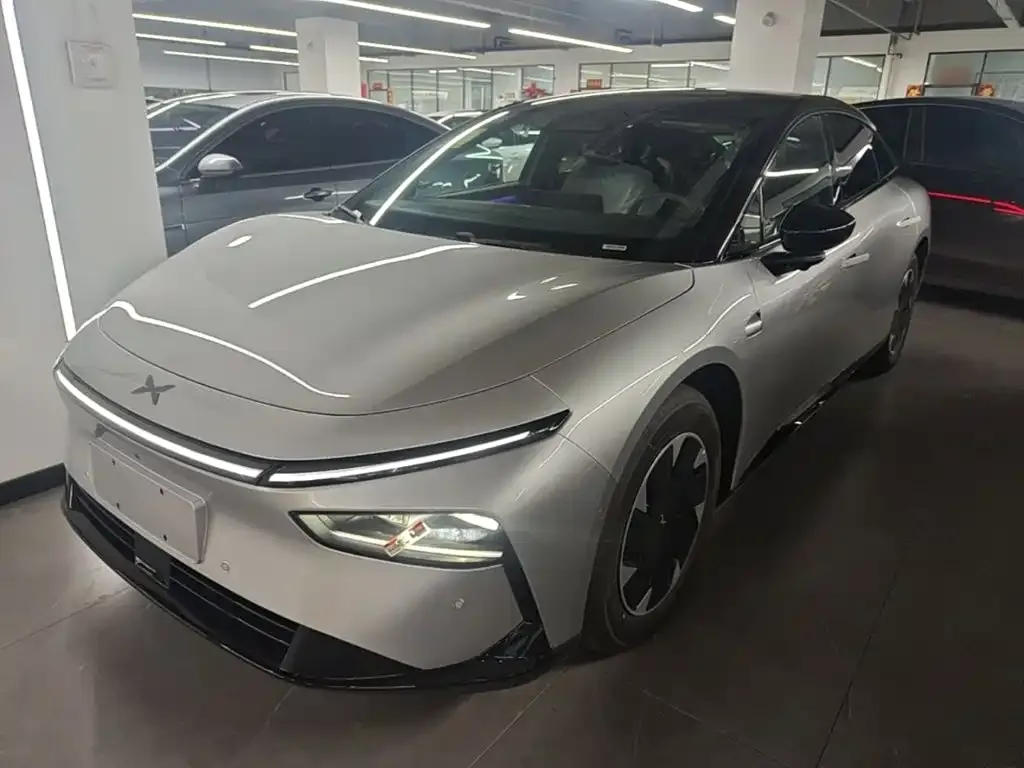 XPeng P7+ — фото 1