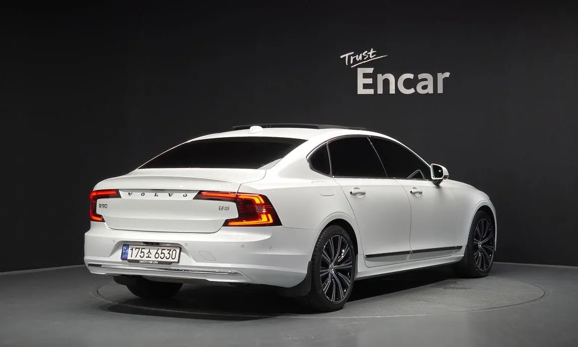 Volvo S90 — фото 2