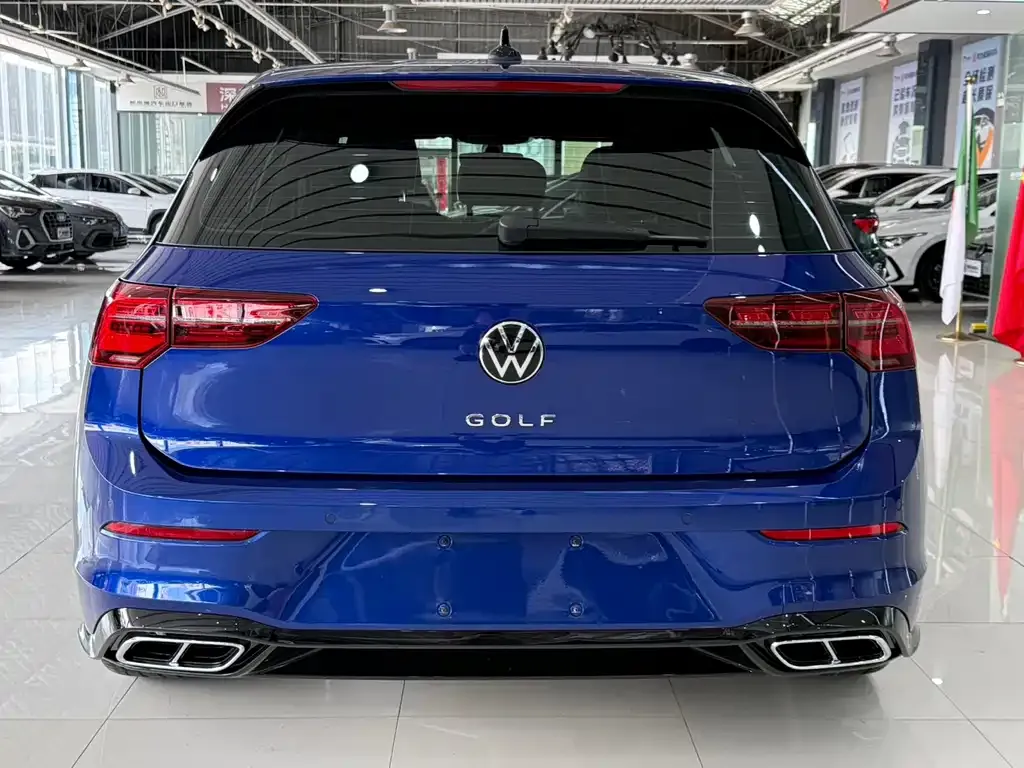 Volkswagen Golf — фото 5