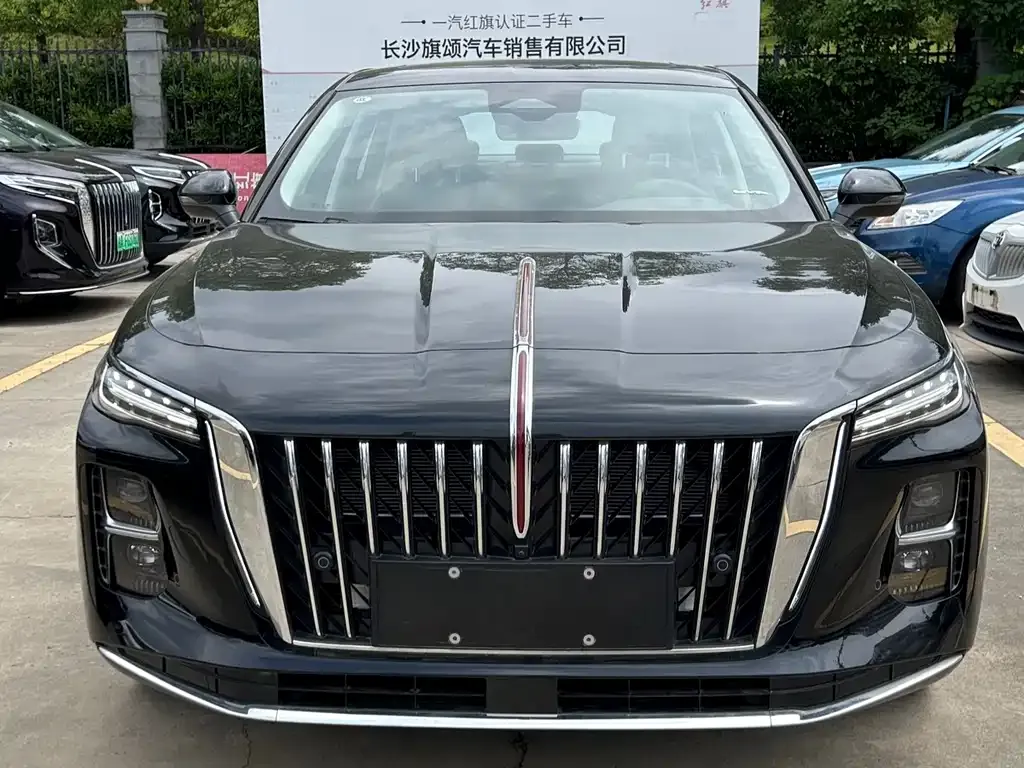 Hongqi H5 PHEV — фото 1