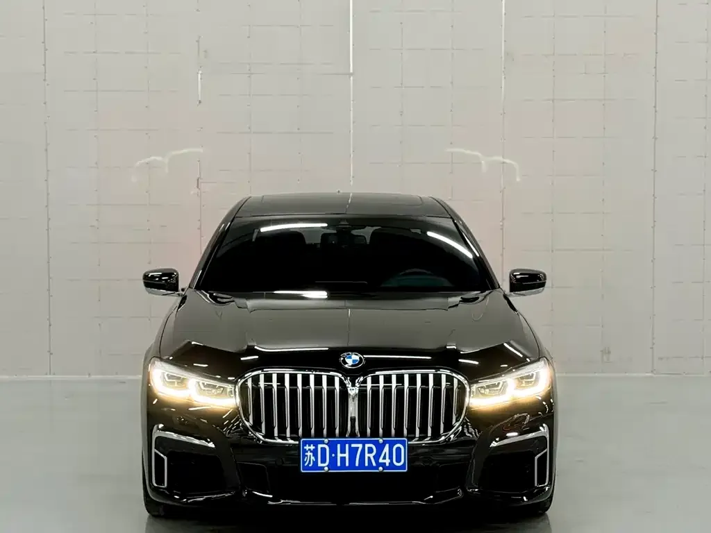 BMW 7 Series — фото 4