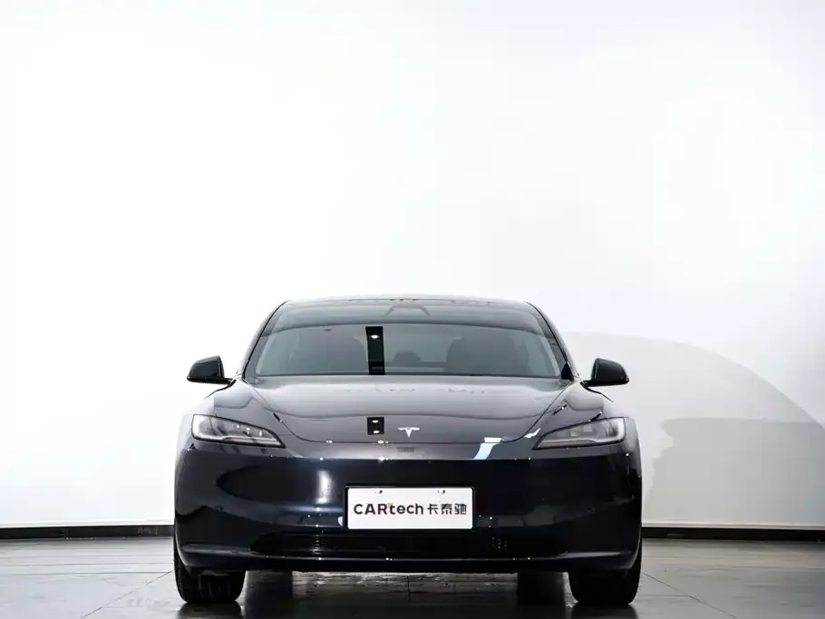 Tesla Model 3 — фото 2