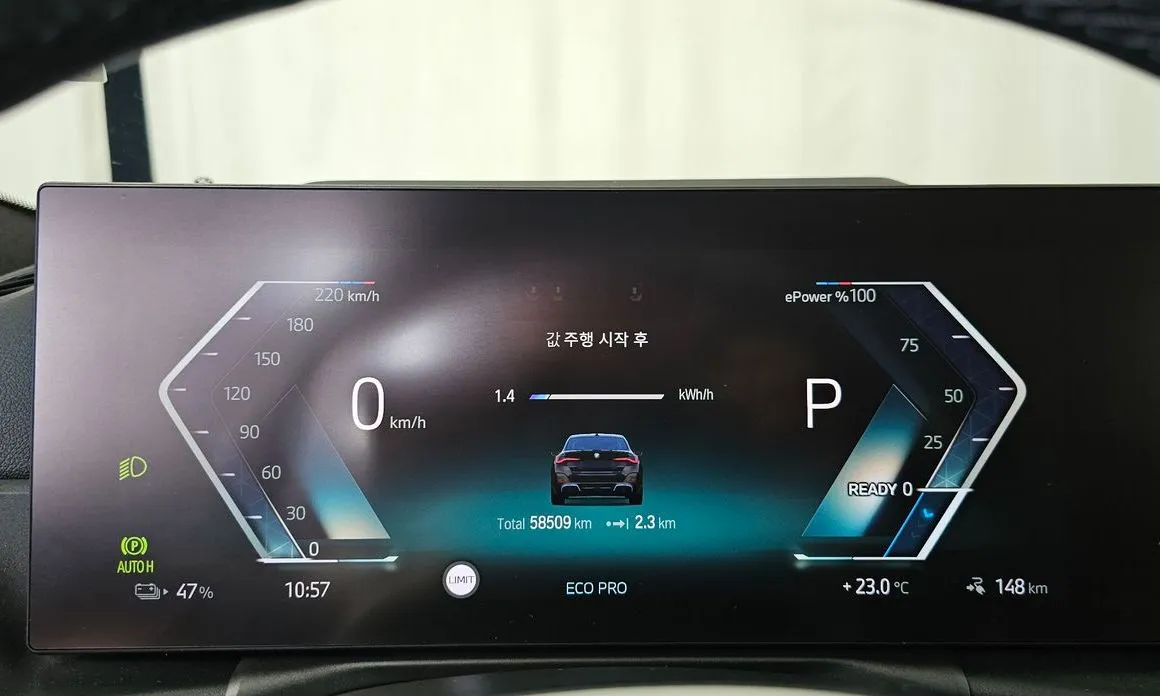 BMW i4 — фото 3