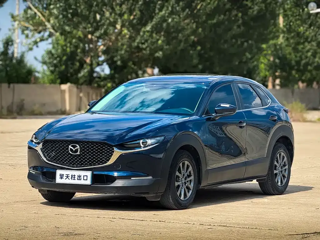 Mazda CX-30 — фото 1