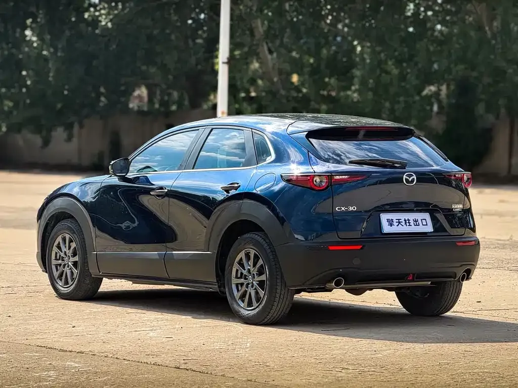 Mazda CX-30 — фото 4