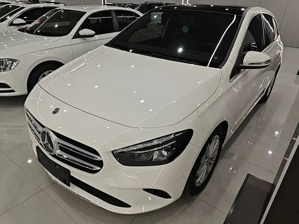 Mercedes-Benz B-Class — фото 1