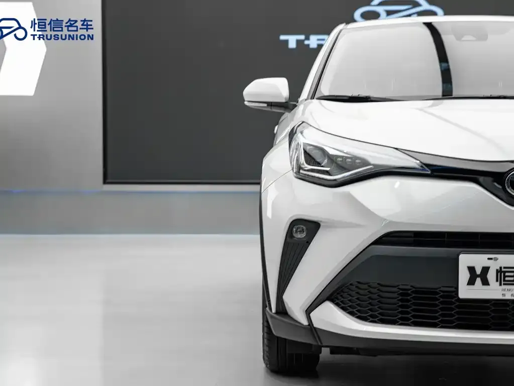 Toyota C-HR — фото 4