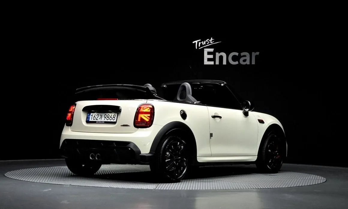 Mini Cooper Convertible — фото 5