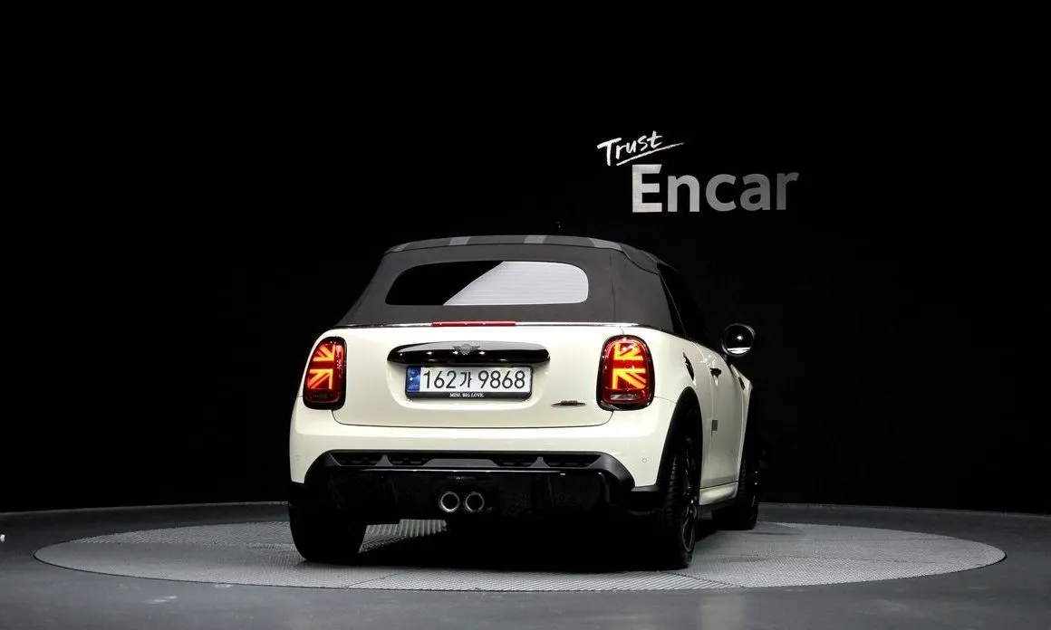 Mini Cooper Convertible — фото 4