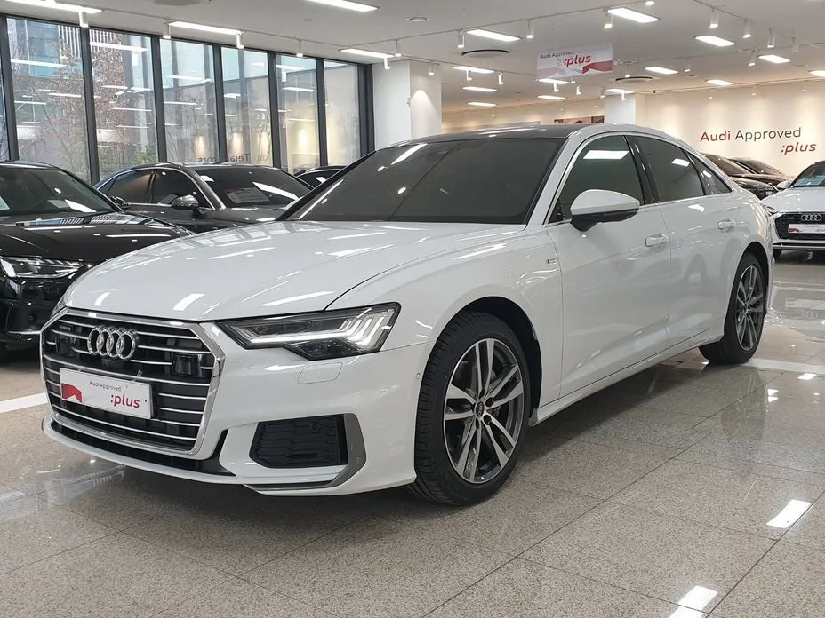 Audi A6 — фото 1