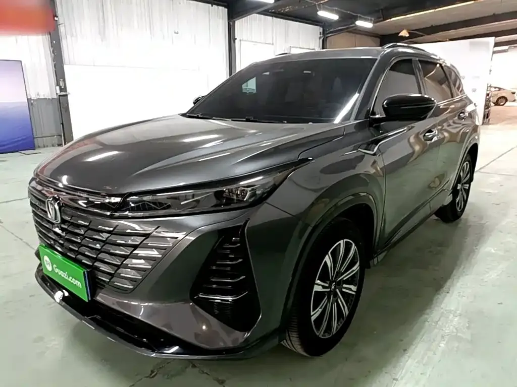 Changan CS75PLUS — фото 1