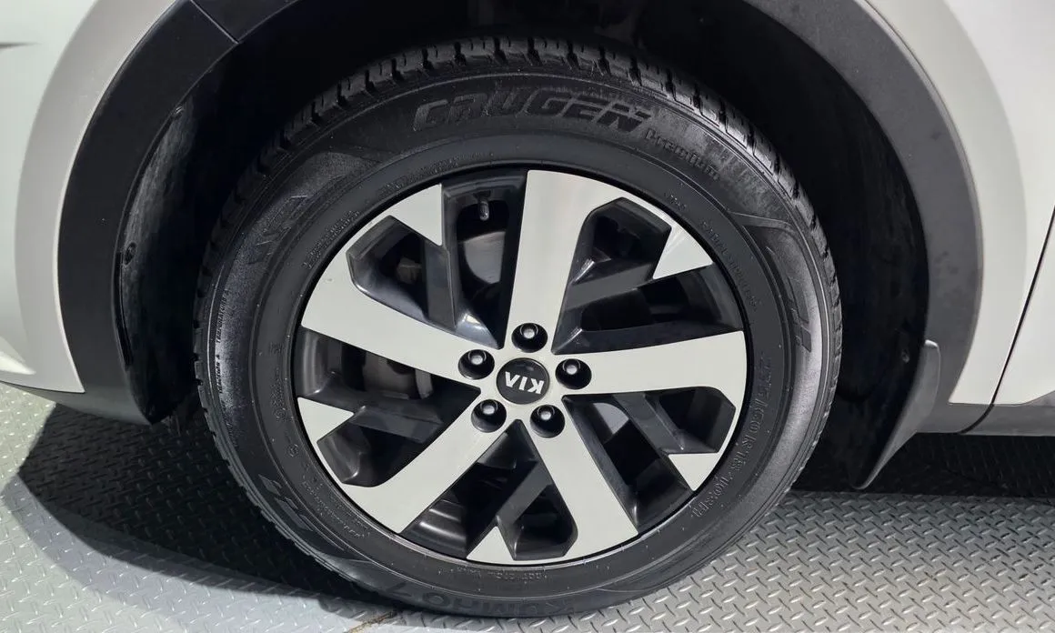 Kia Sorento — фото 4