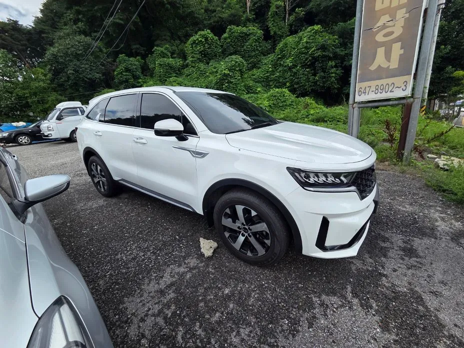 Kia Sorento — фото 7