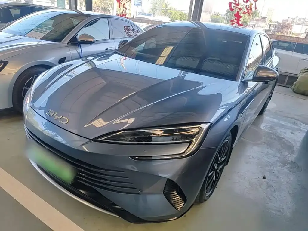 BYD Seal — фото 1