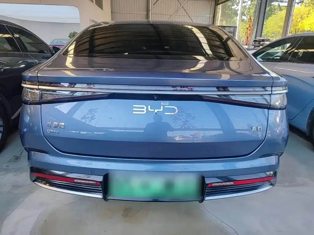 BYD Seal — фото 7