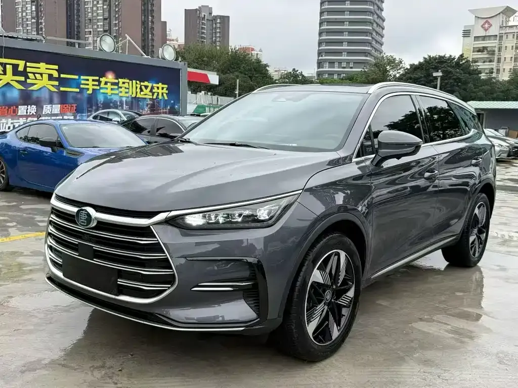 BYD Tang New Energy — фото 1