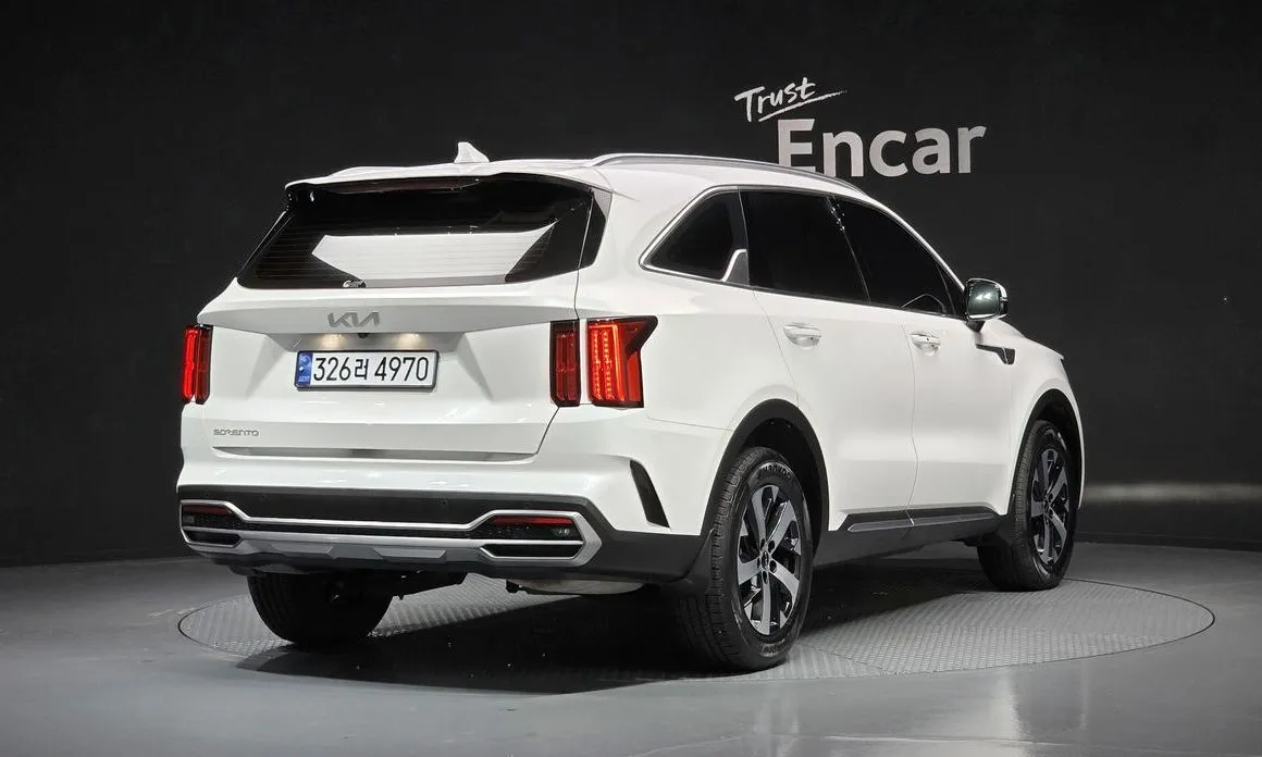 Kia Sorento — фото 5