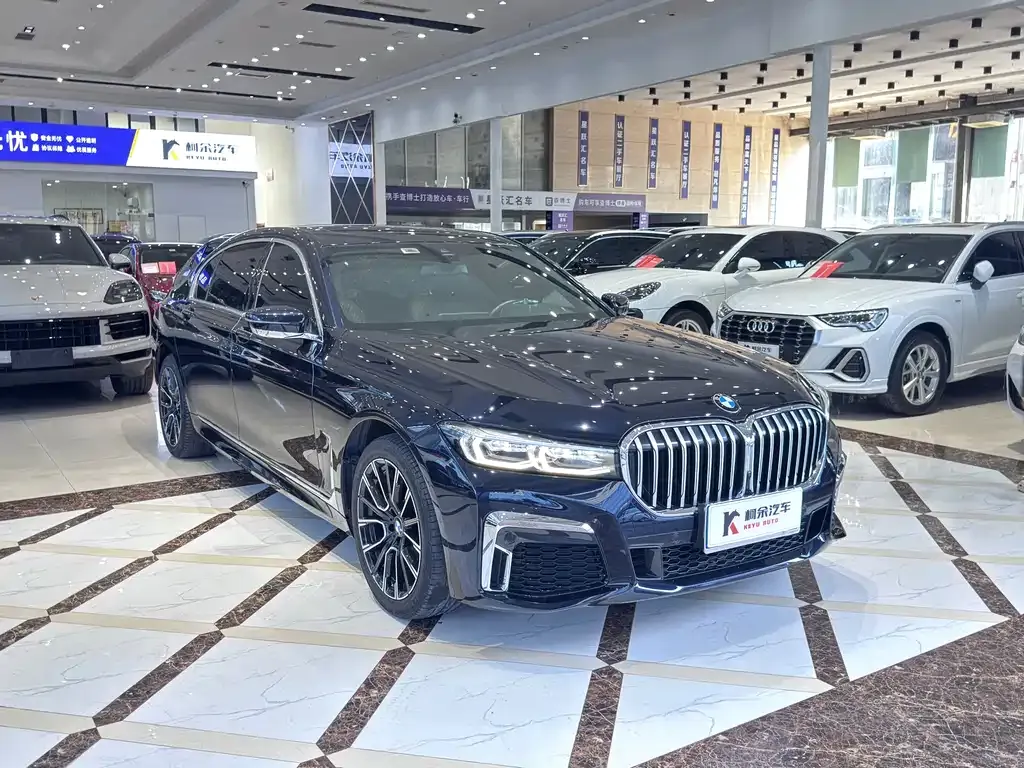 BMW 7 Series — фото 4