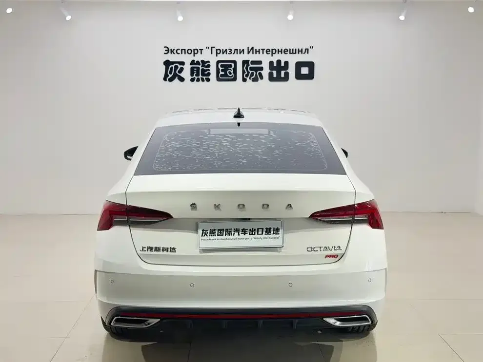 Skoda Octavia — фото 5