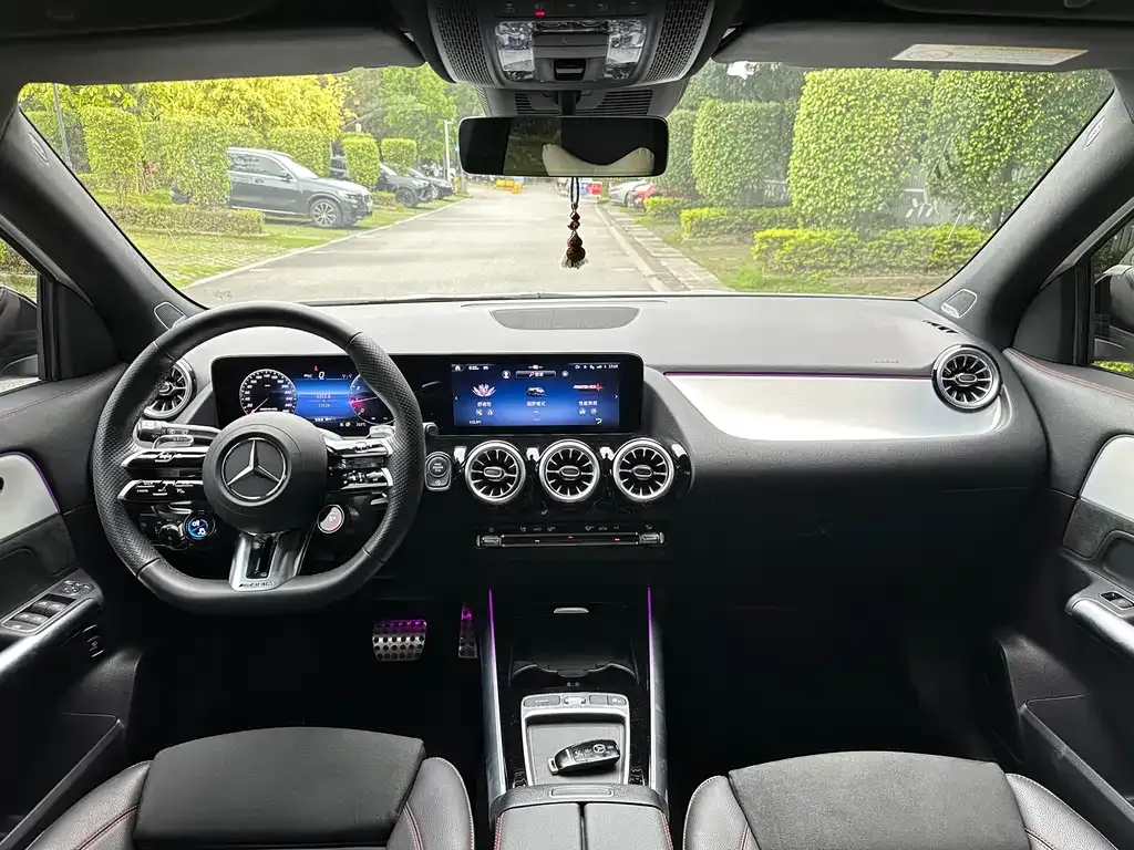 Mercedes-Benz GLA AMG — фото 5