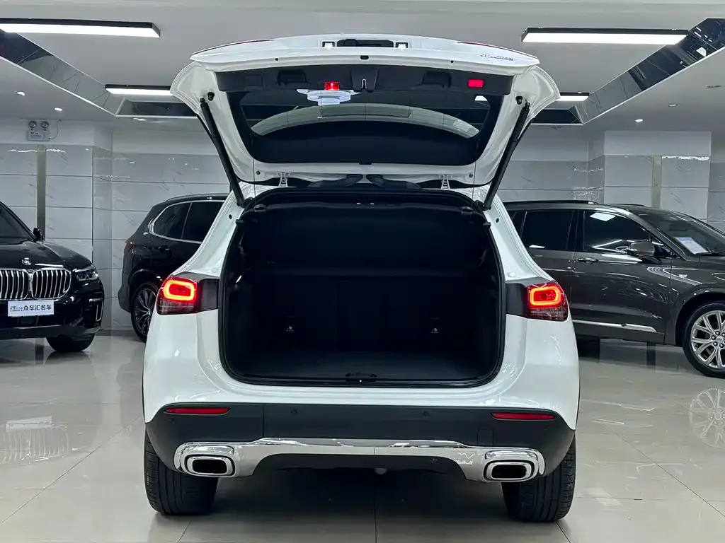 Mercedes-Benz GLA — фото 3