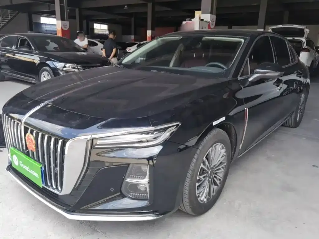 Hongqi H5 — фото 1