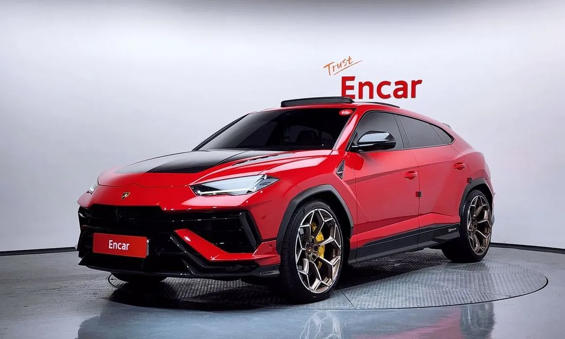 Lamborghini Urus — фото 1