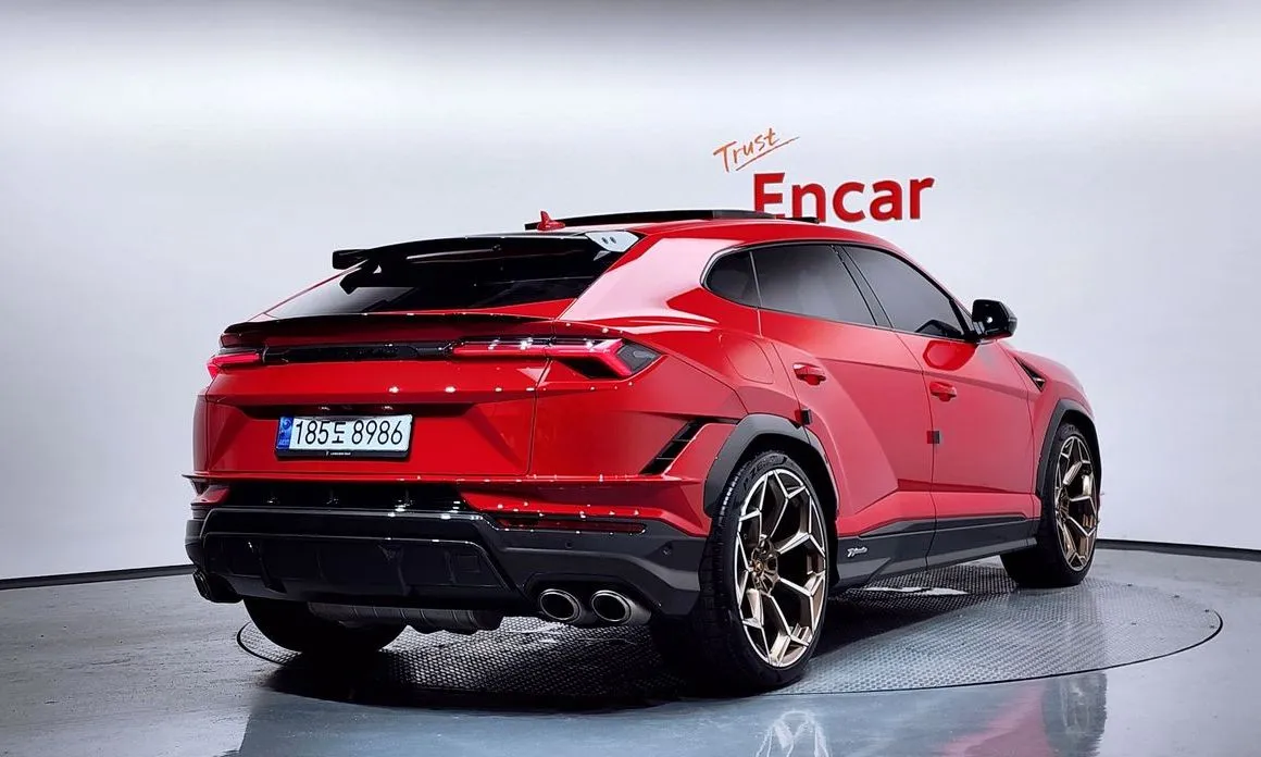 Lamborghini Urus — фото 8