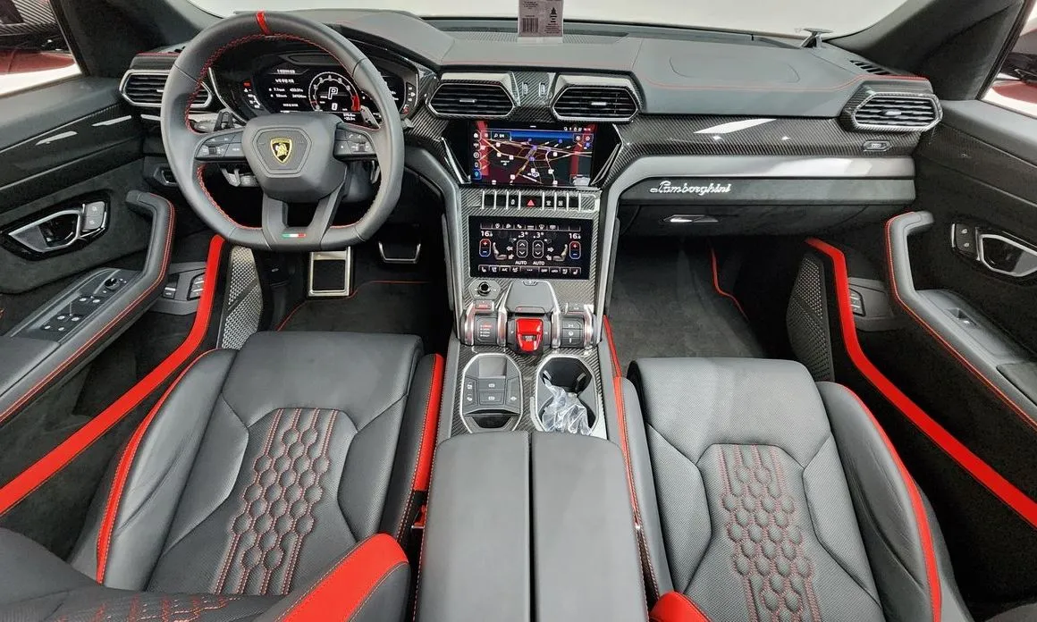 Lamborghini Urus — фото 9