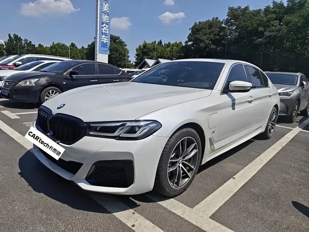 BMW 5 Series New Energy — фото 6