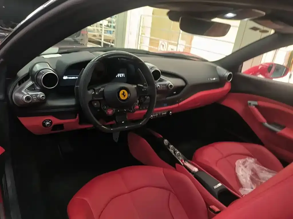 Ferrari F8 — фото 2