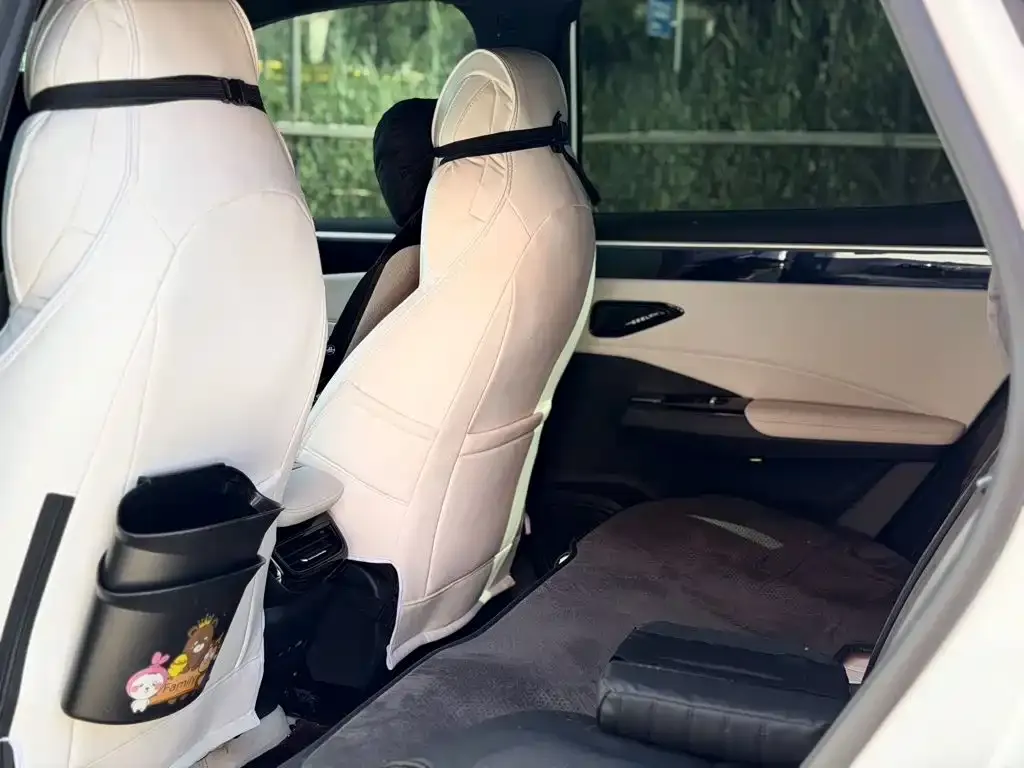 Geely Galaxy L7 — фото 4