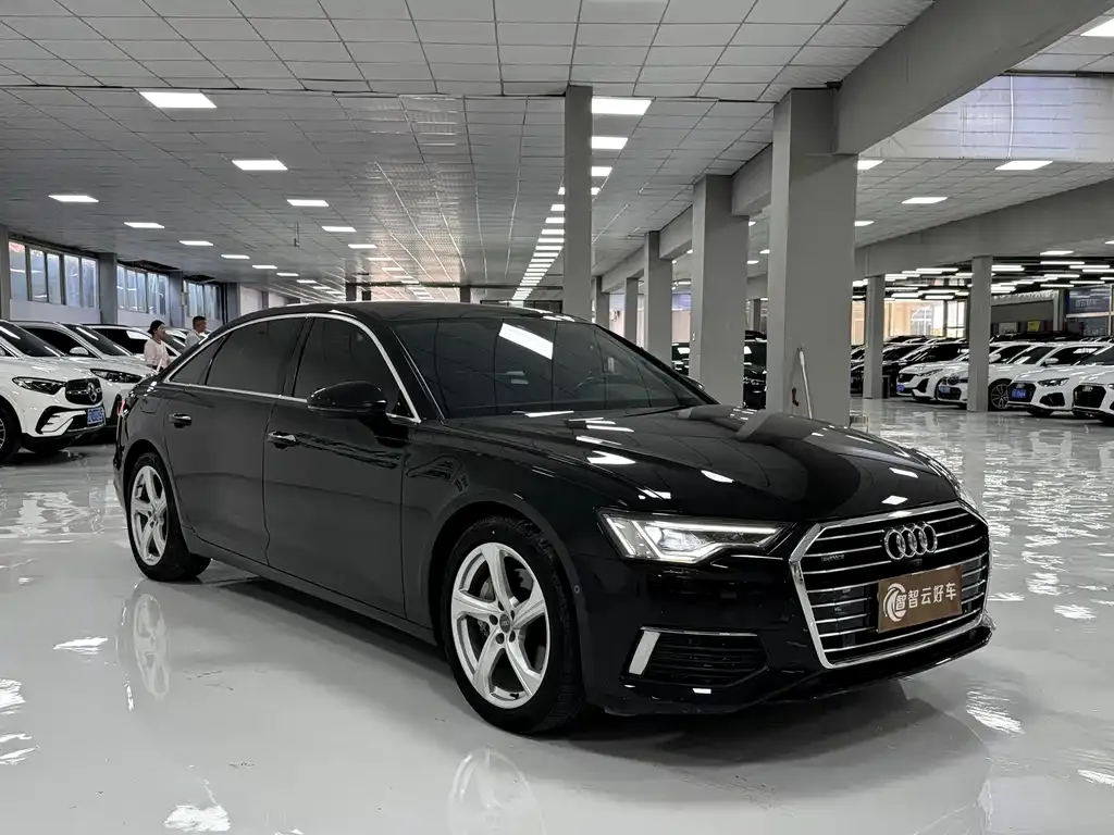 Audi A6L — фото 7