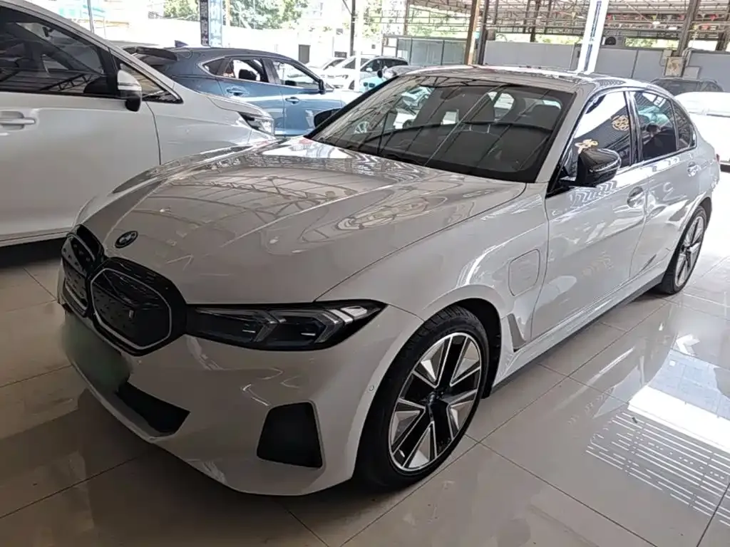 BMW i3 — фото 1