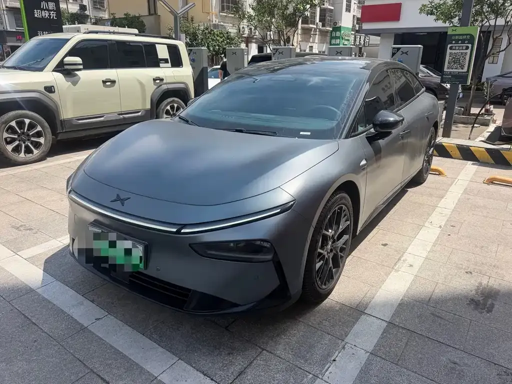 XPeng P7+ — фото 1