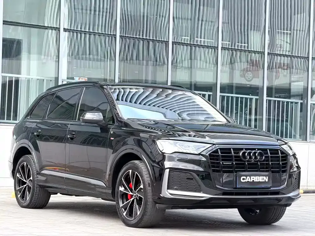 Audi Q7 — фото 6